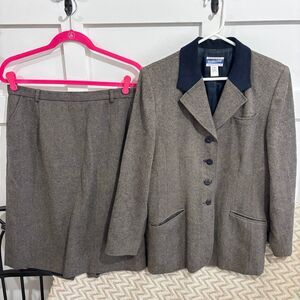 Vintage Pendleton 100% Virgin Wool 2 Piece Blazer Jacket Skirt Set